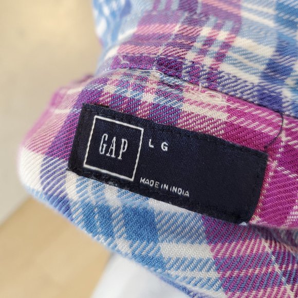 Super soft light flannel Plaid Button Up Shirt - Picture 4 of 5